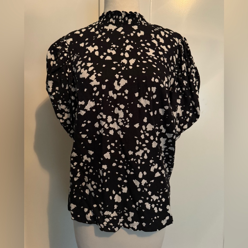Who What Wear Black and White Patterned Blouse